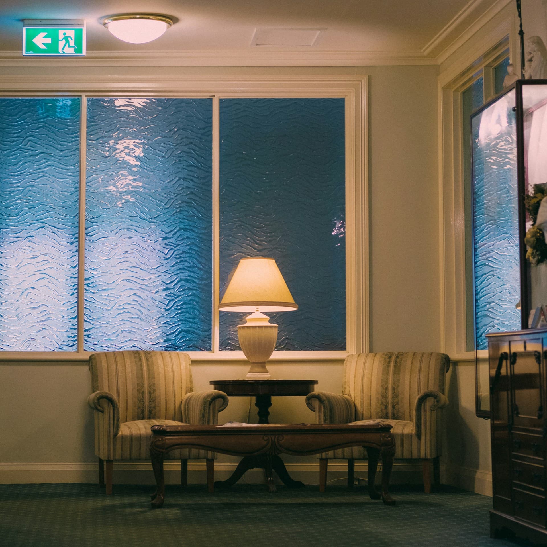 Quarto adaptado para programas de descanso do cuidador